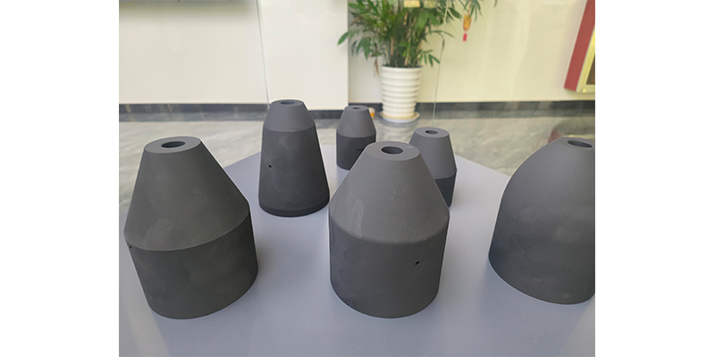 High purity graphite chuck fixture for single crystal growth