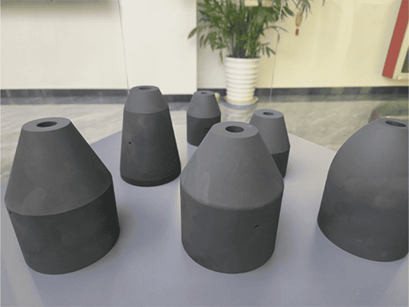 High purity graphite chuck fixture for single crystal growth